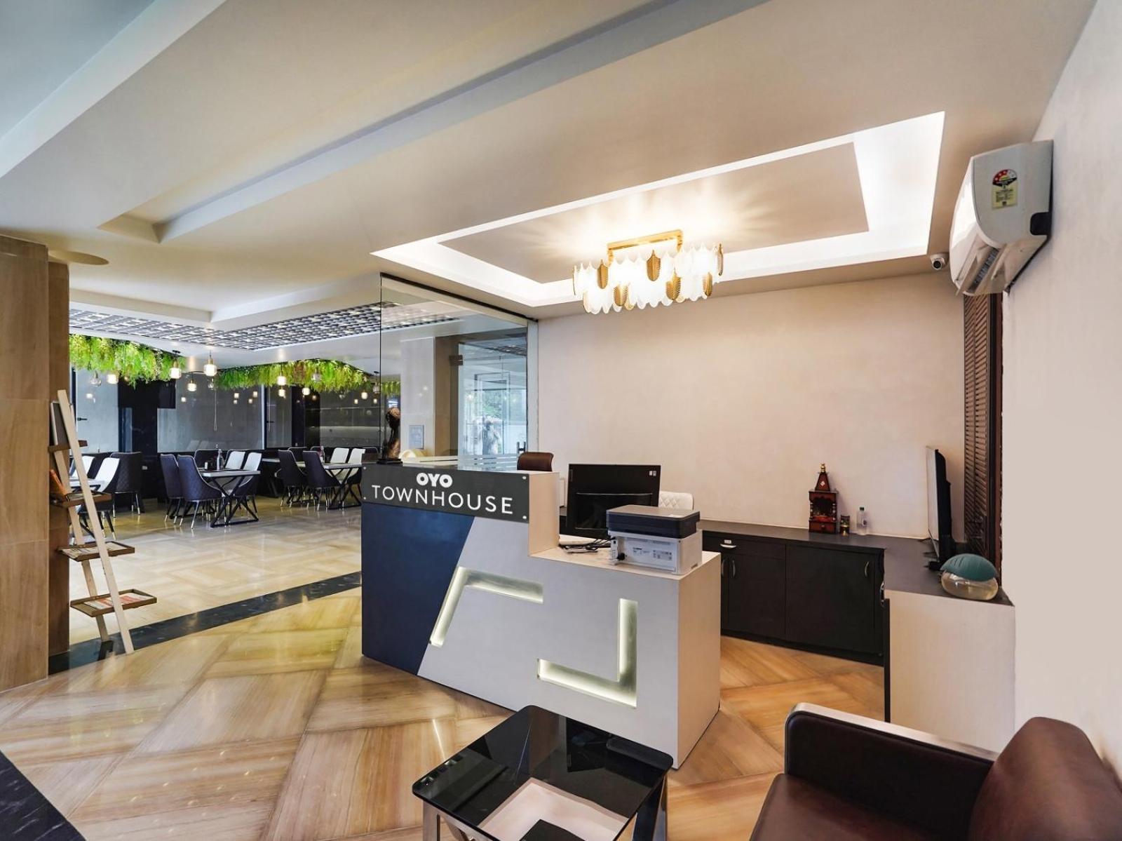 Hotel Ivy Plaza Near Delhi Airport New Delhi