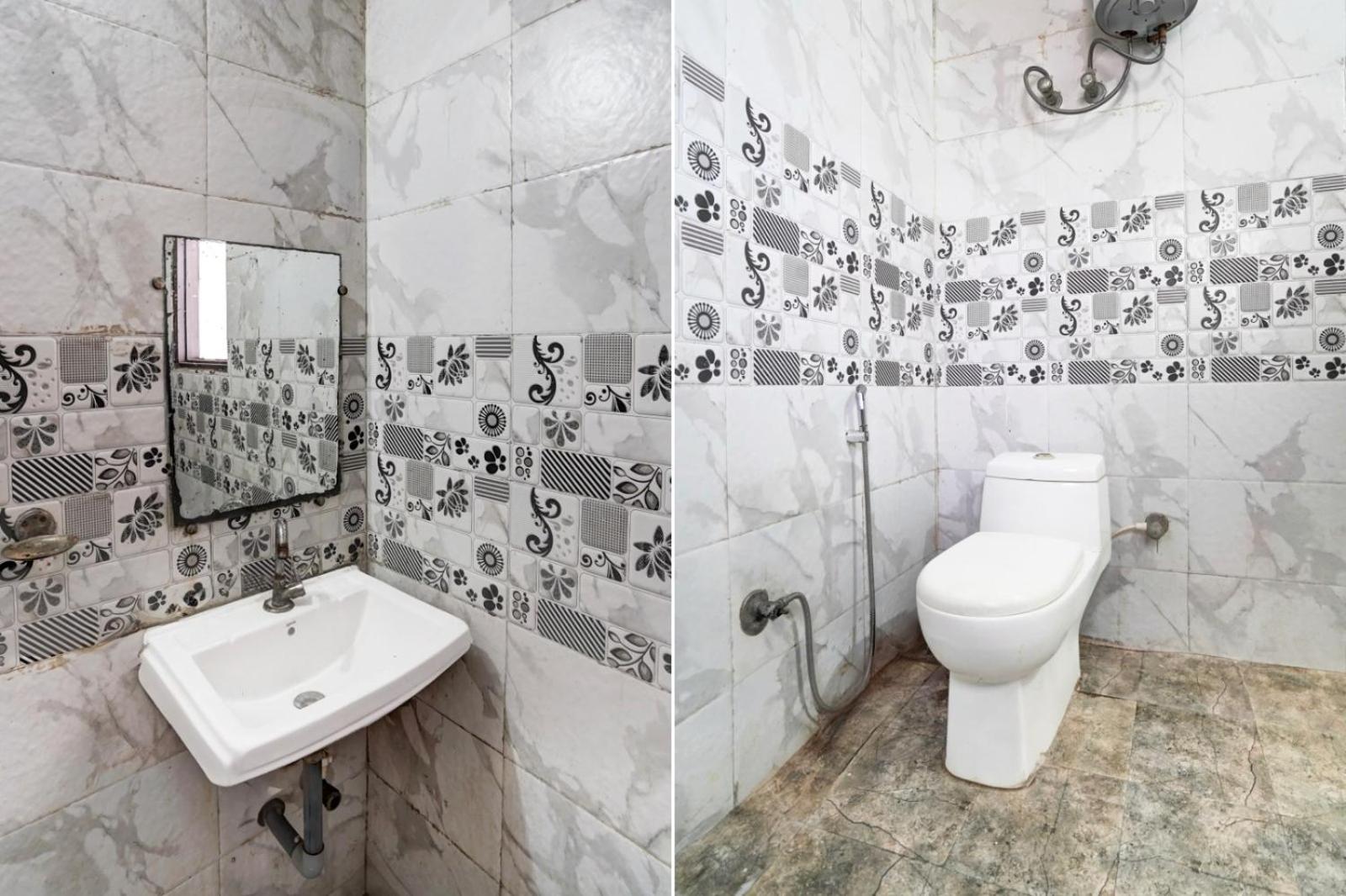 Ivy Plaza Near Delhi Airport Hotel 4*